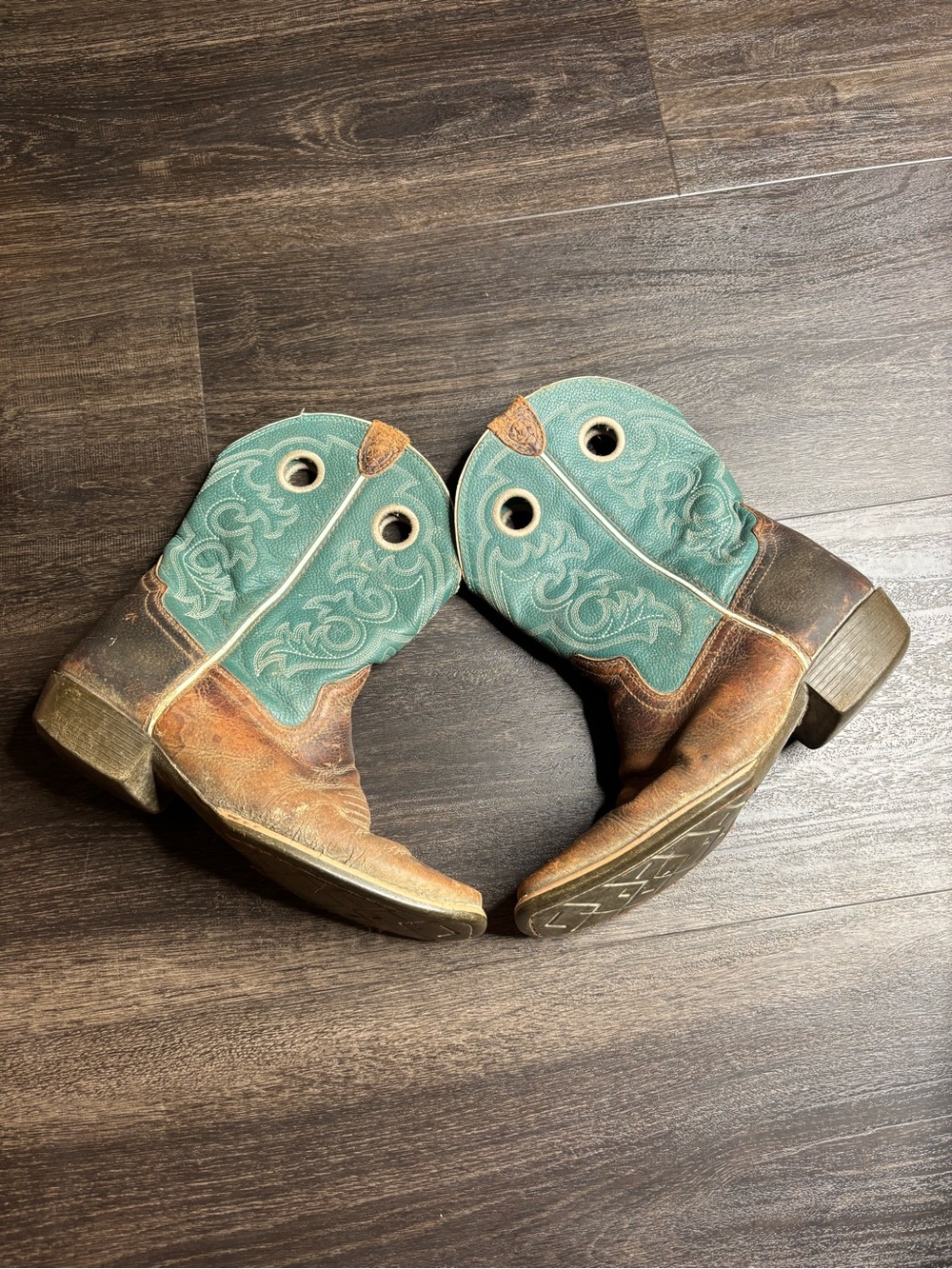 Women’s Ariat Crossfire Size 5.5 Teal Blue Brown Cowboy Boots